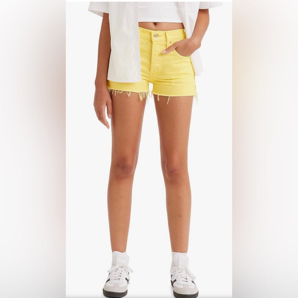 Levi’s 501 Shorts -Size 32